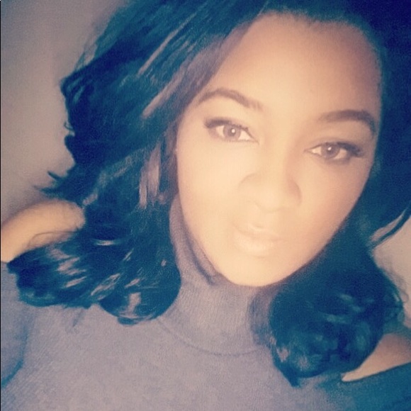 Rebekah - Picture 3 of 6